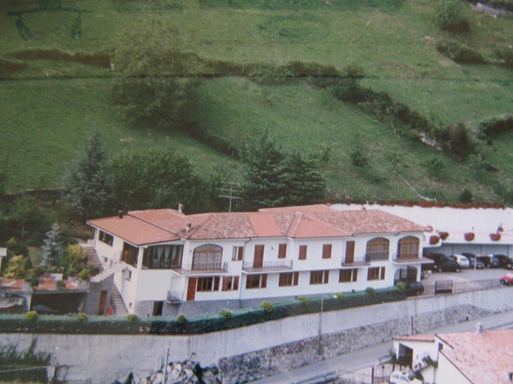 B&B Il Santo Pellegrino Adrara San Rocco Екстериор снимка